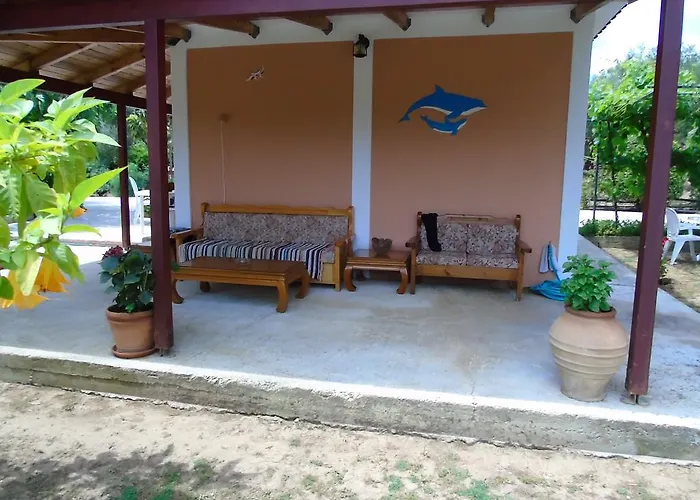 Dimaras Apartments