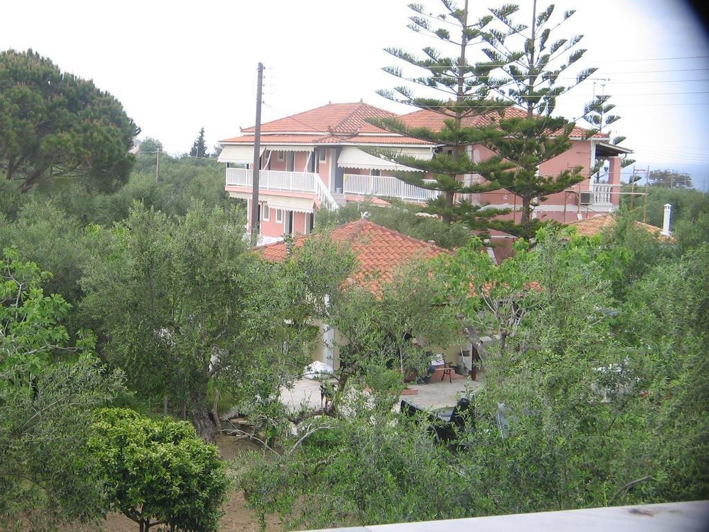 Dimaras Apartment *