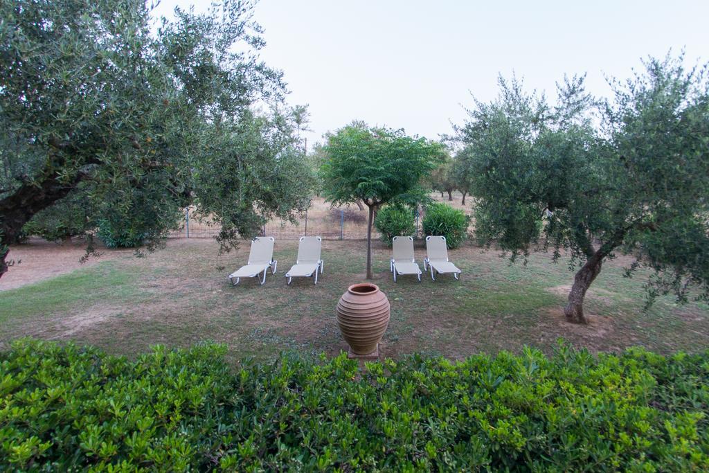Apartment Dimaras *