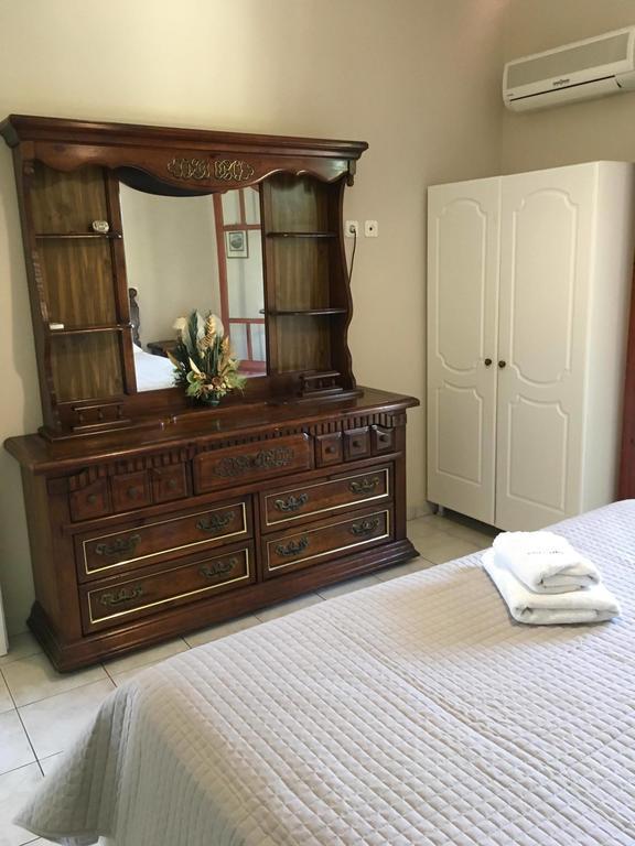 Apartment Dimaras