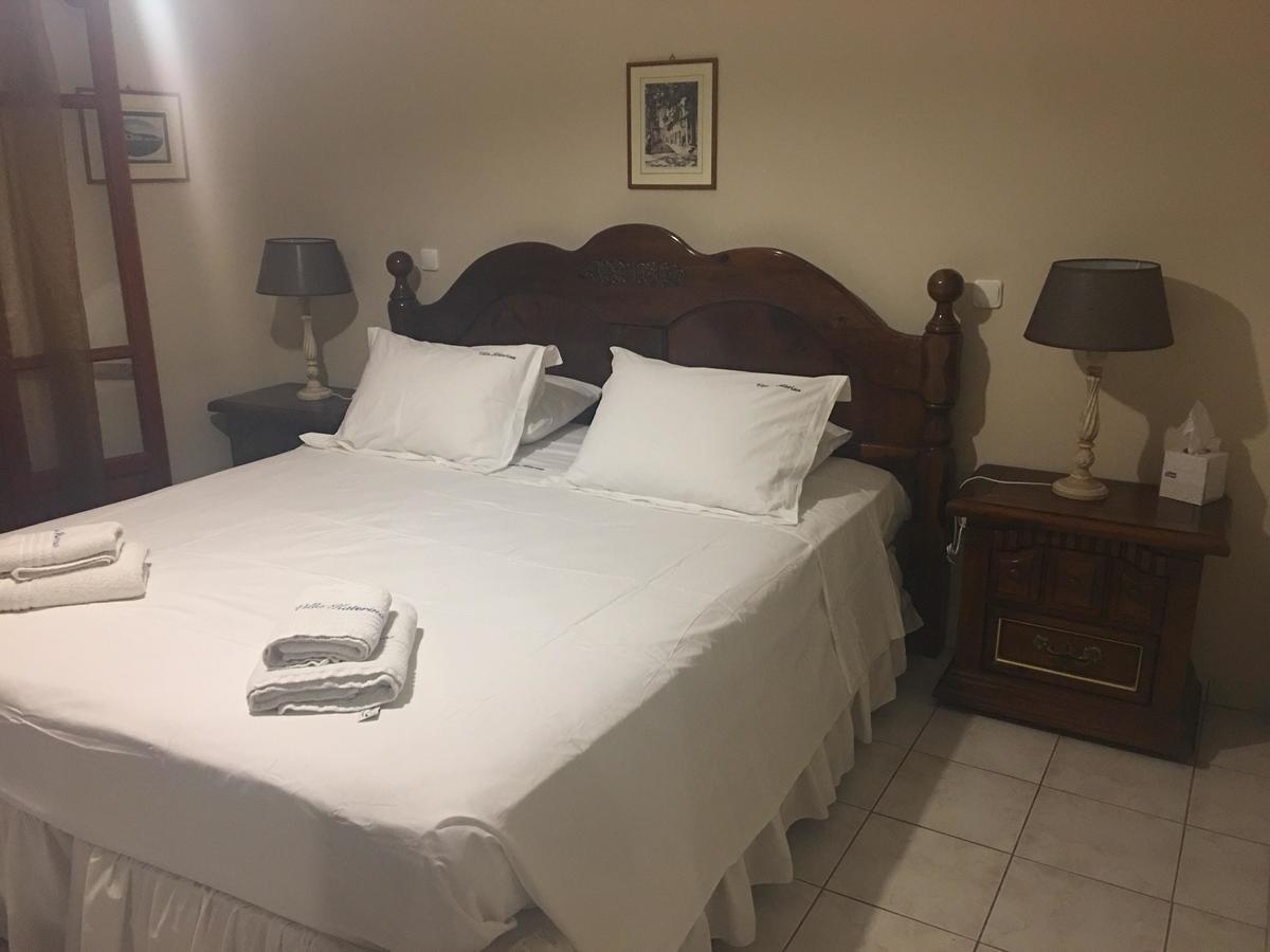 Apartment Dimaras *