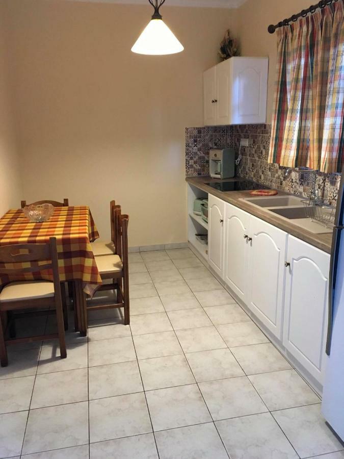 Dimaras Apartment *